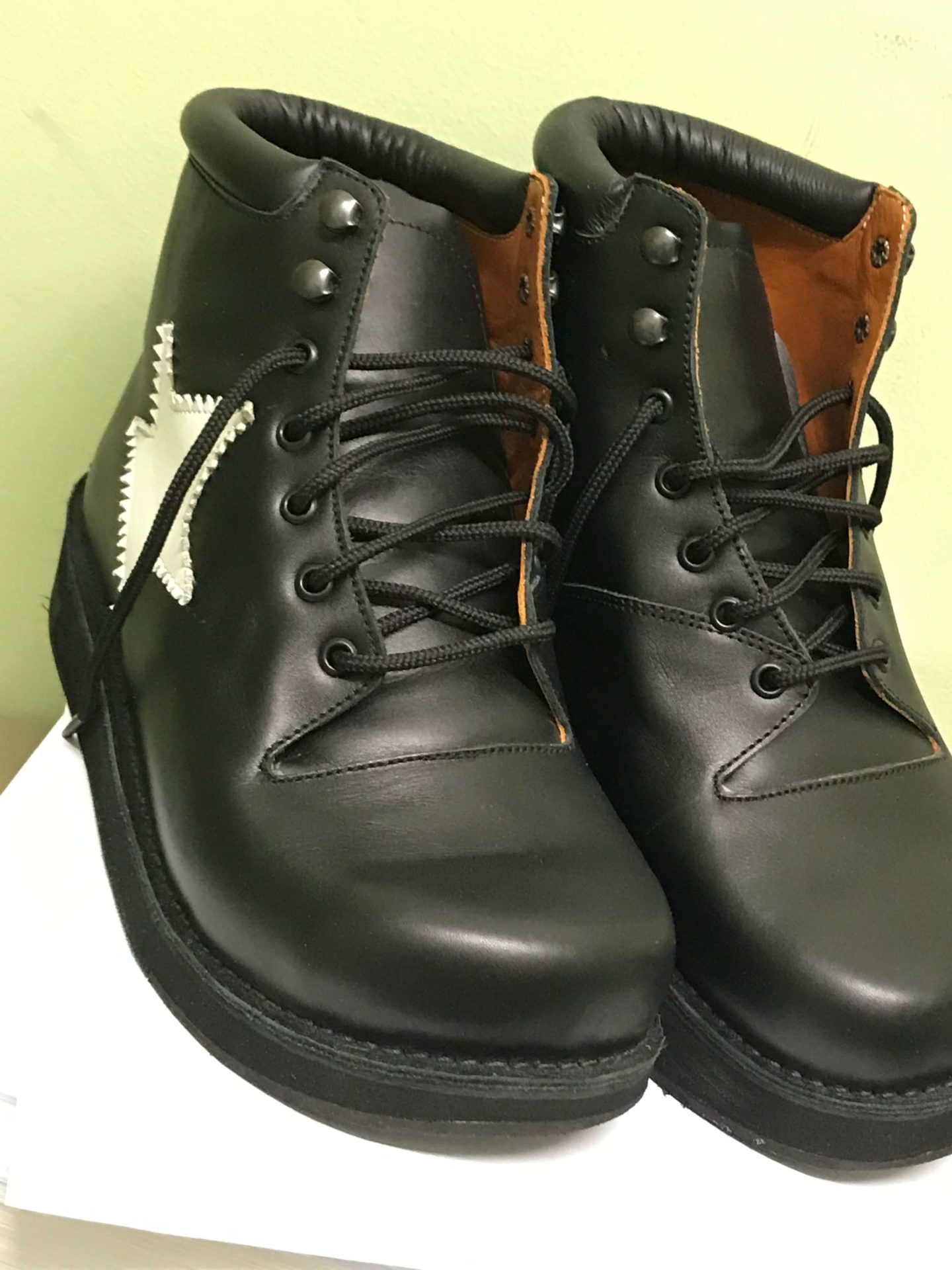Custom Made Orthopedic Footwear & Boots – design